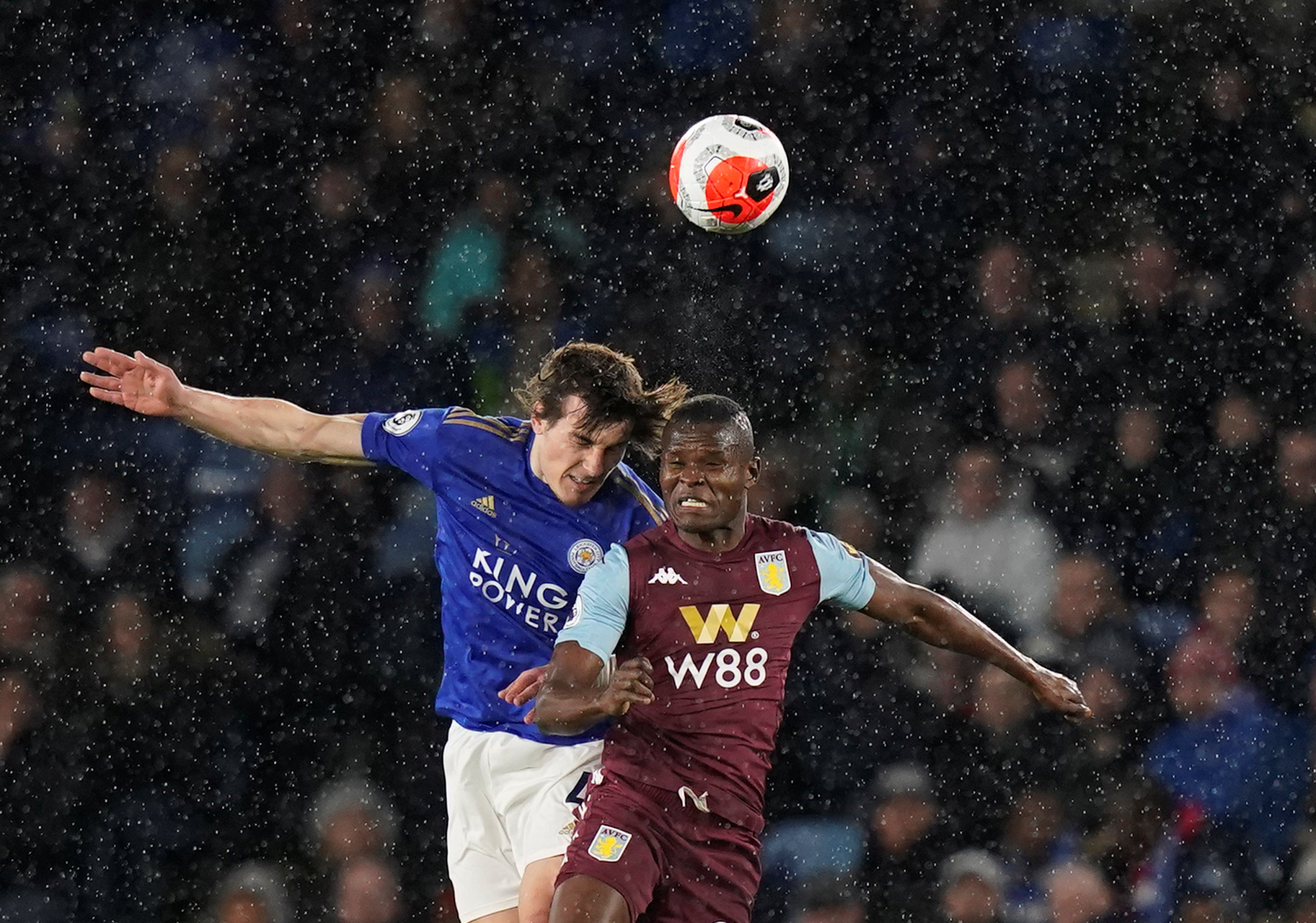 一个利好消 一个利好消