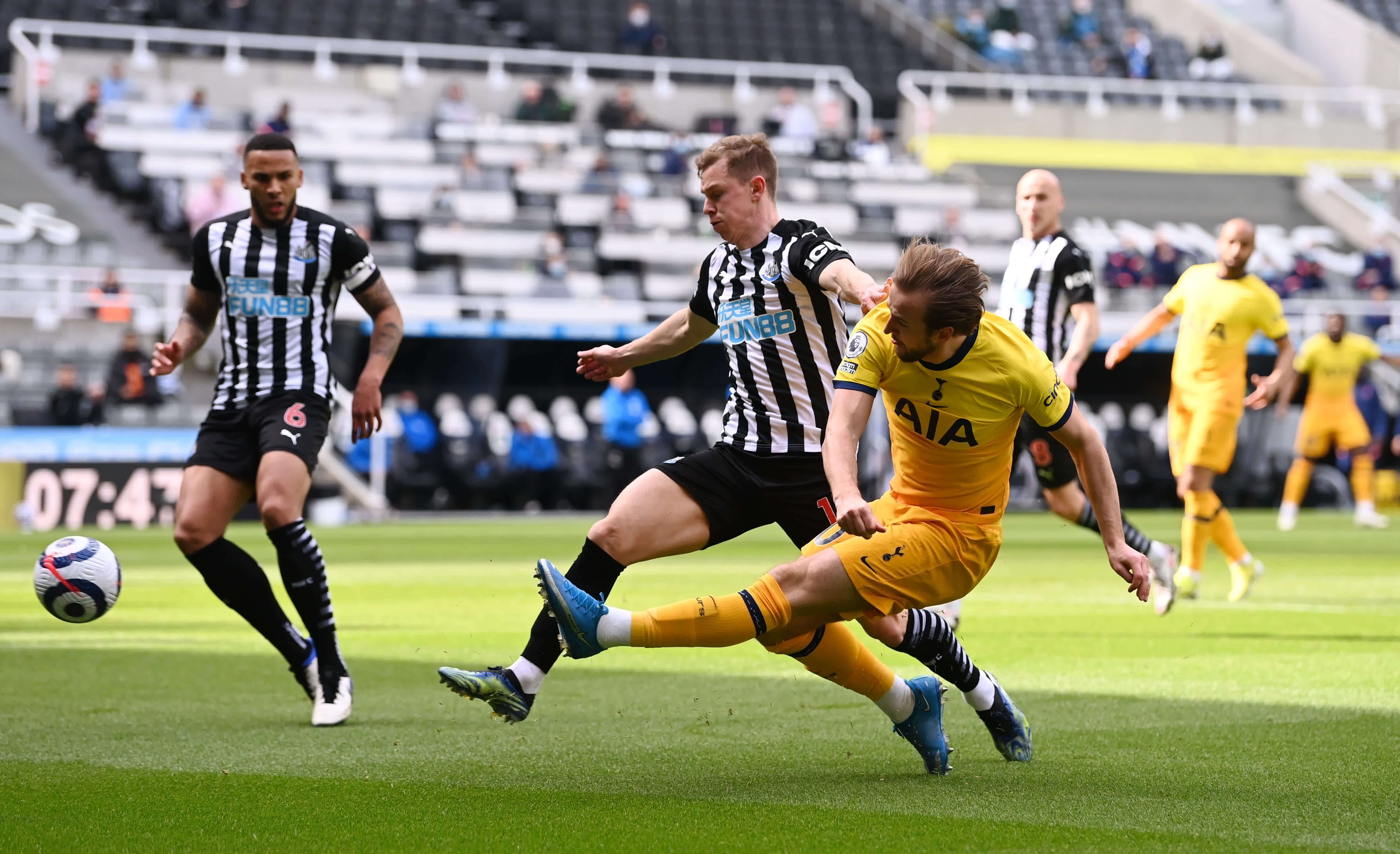 次助攻为球 次助攻为球